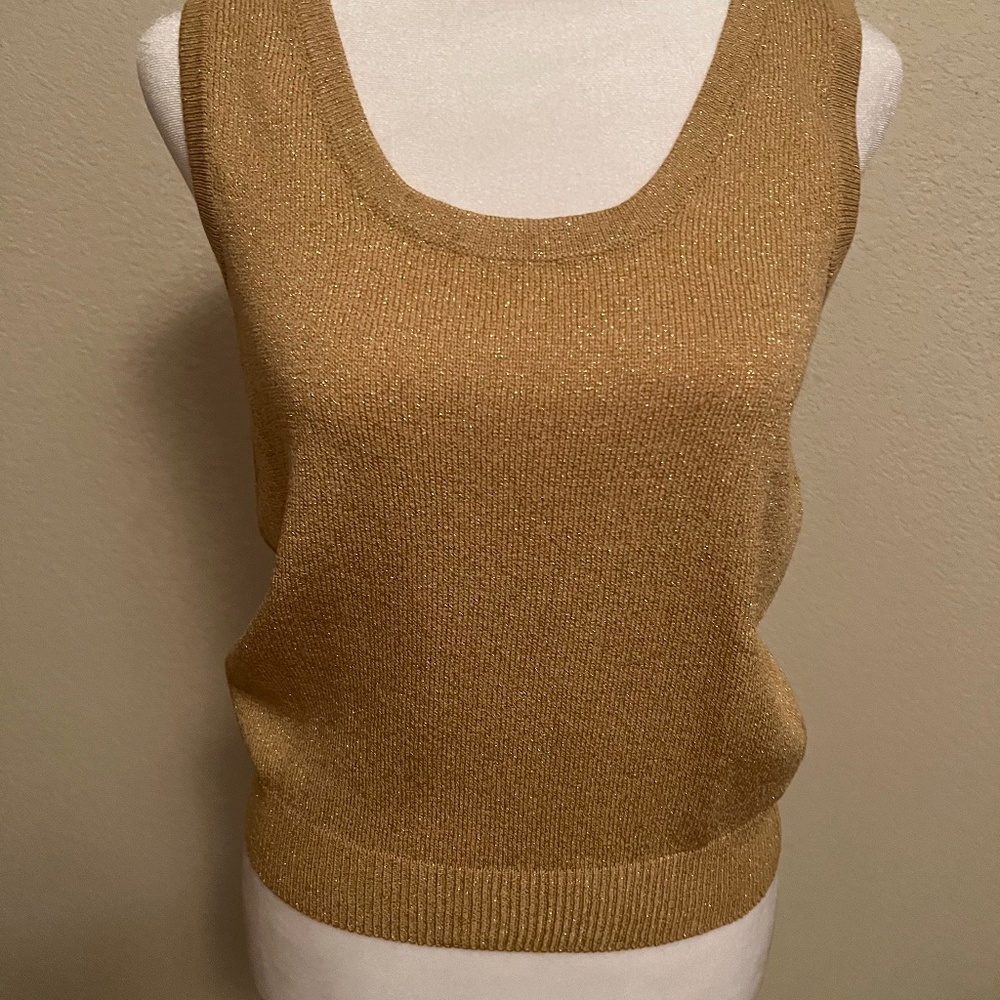 St John sleeveless sweater